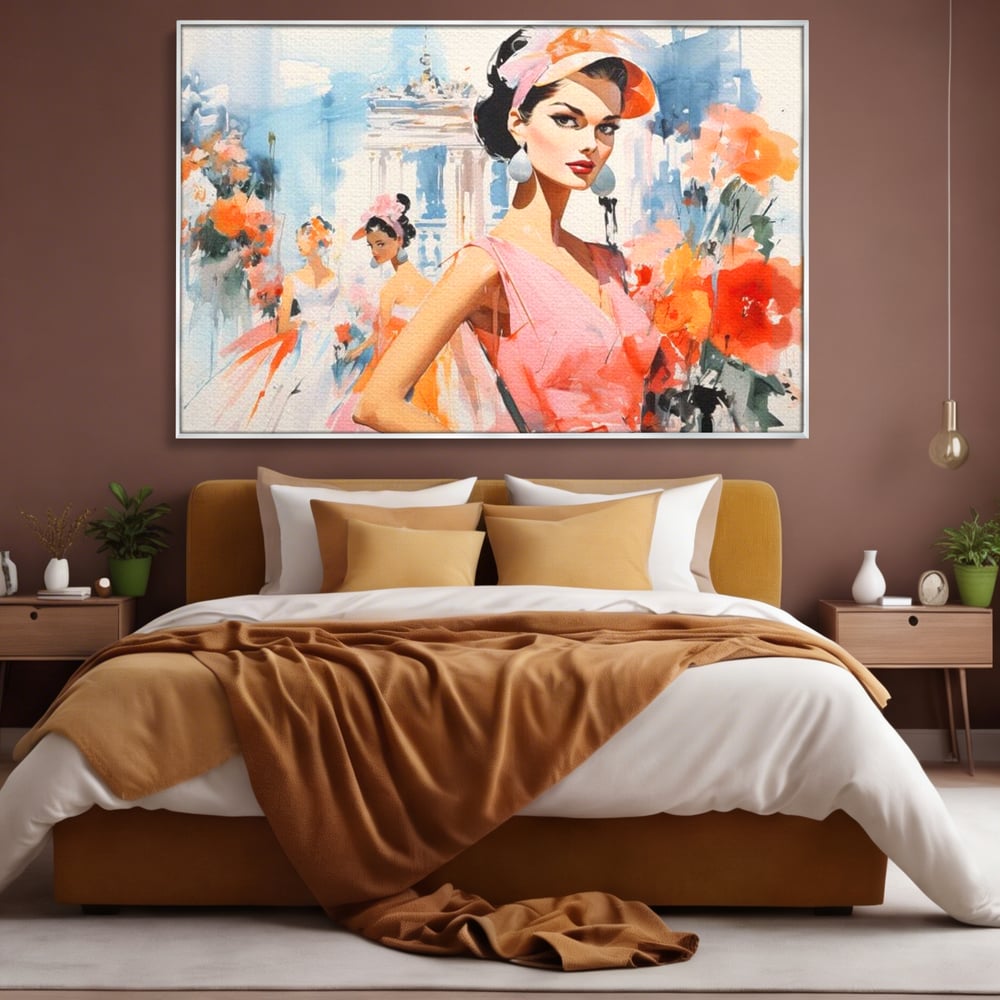 Tablou canvas cu tablou canvas cu femei la moda retro, in rama de aluminiu argintiu, pe perete intr-un dormitor